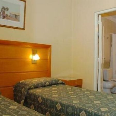 Hotel Provincial Mendoza Bagian luar foto