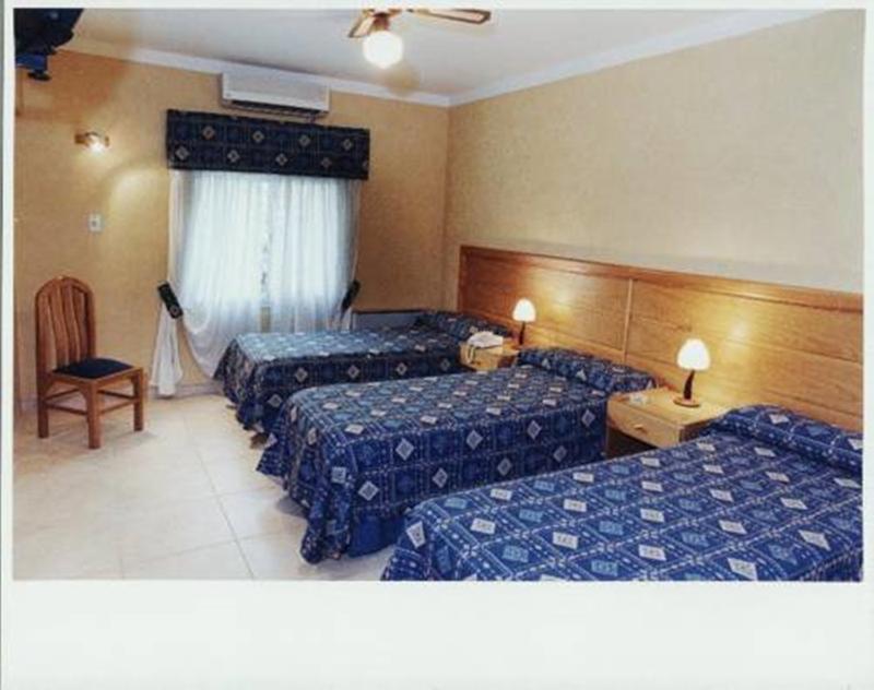 Hotel Provincial Mendoza Bagian luar foto